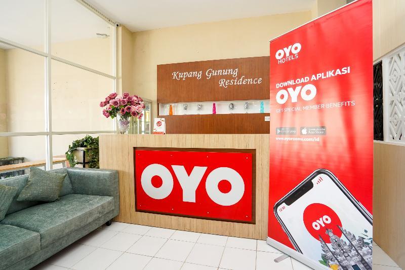 Hotel O Surabaya Near Surabaya Town Square Formerly Kupang Gunung Residence Екстер'єр фото